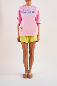 GO OUTSIDE TO LOOK INSIDE T-SHIRT PINK